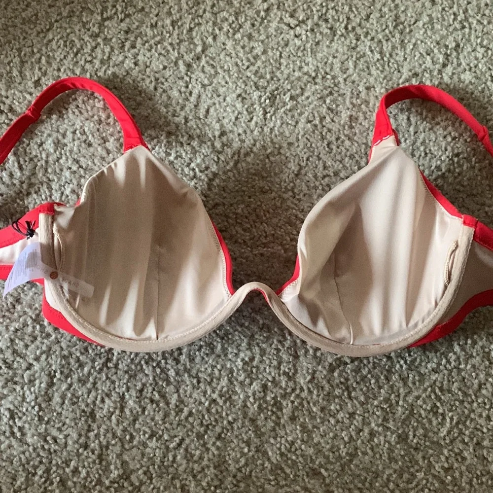 Red Hot Underwire Bikini - Picture 6 of 7